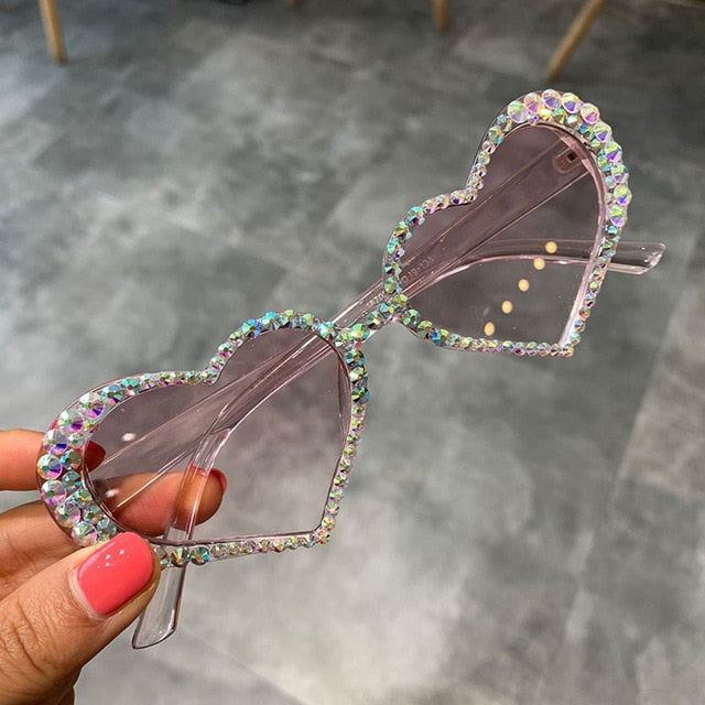 Vintage Heart Sunglasses Women Fashion Models