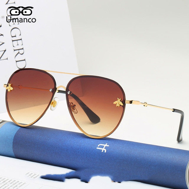 Gold Frame Bee Sunglasses Women Travel Glasses 2019 Models